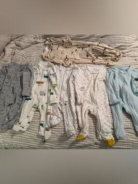 One-Piece Zippered Pajama footed set of 6